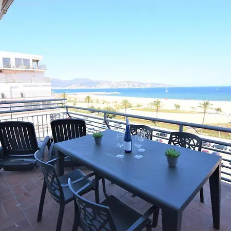 397-apartamento Con Vistas Al Mar * Empuriabrava